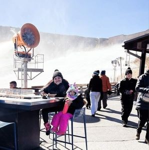 Meet your Posher, Estefany